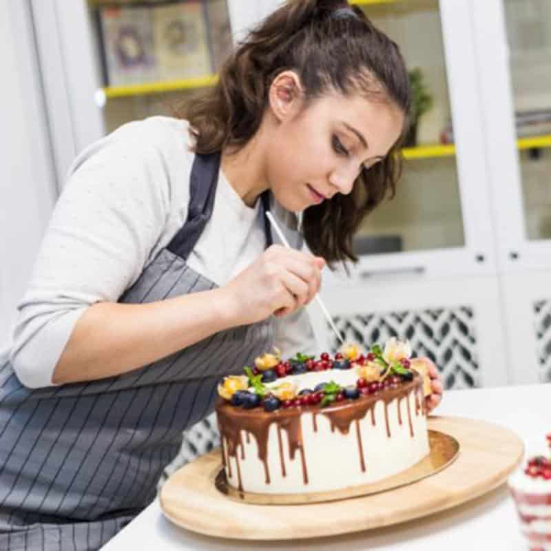custom cakes